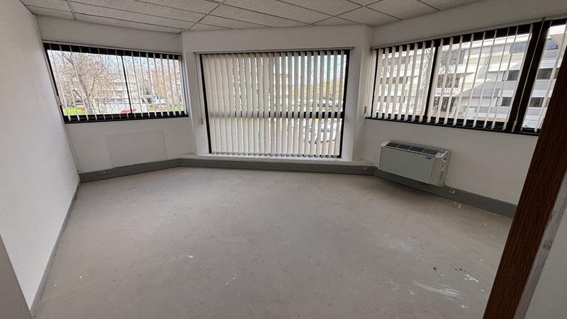 To Let commercial Property for Rent in Pinelands Western Cape